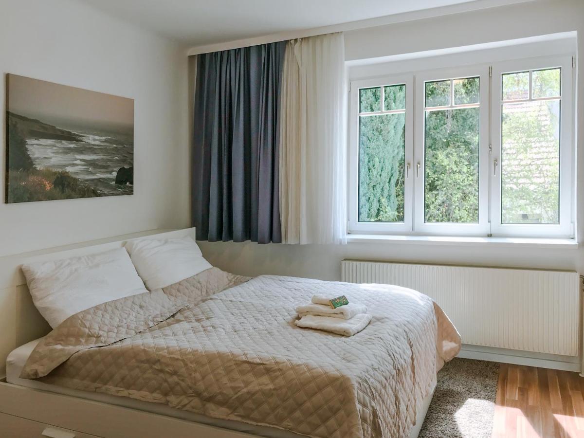 Ferienwohnung In Der Fussgaengerzone Gartenblick - Studio Apartment ไอเซนชตัดท์ ภายนอก รูปภาพ