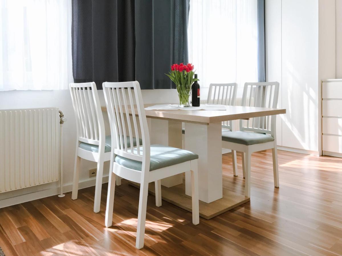Ferienwohnung In Der Fussgaengerzone Gartenblick - Studio Apartment ไอเซนชตัดท์ ภายนอก รูปภาพ